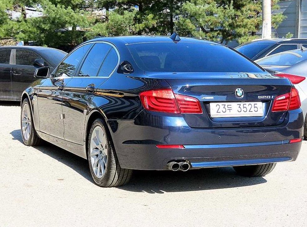 BMW 5시리즈 528i xDrive 사진 3
