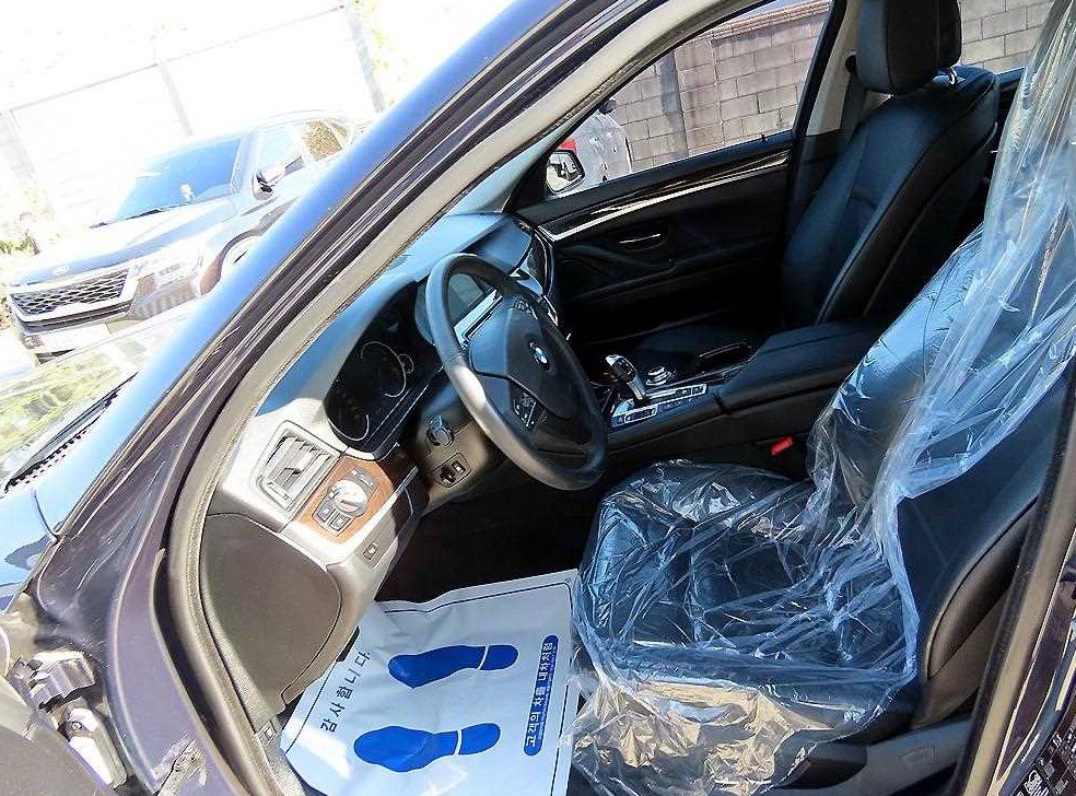 BMW 5시리즈 528i xDrive 사진 5