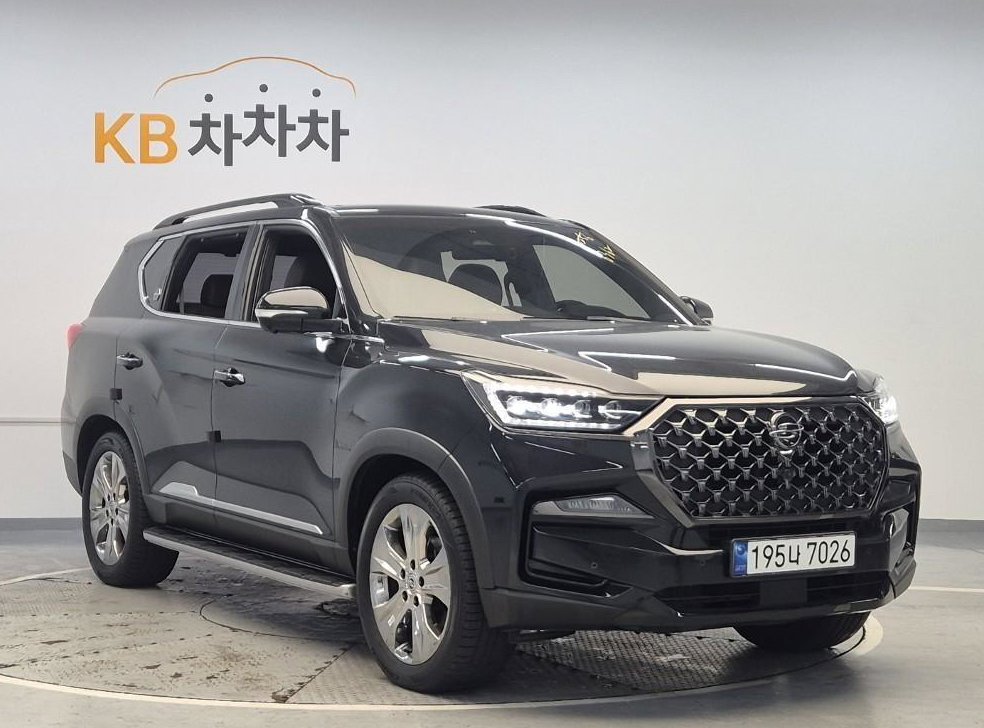 KG모빌리티(쌍용)  렉스턴 디젤 2.2 4WD 시그니처 사진 4