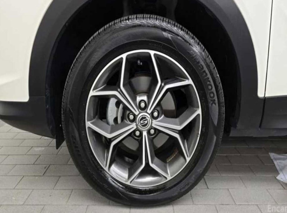 KG모빌리티(쌍용)  코란도 2WD 가솔린 1.5 C5 플러스 사진 20