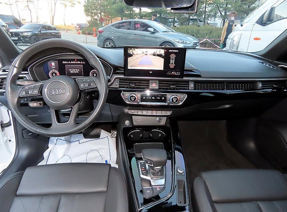 아우디 A4 40 TFSI 프리미엄 사진 7