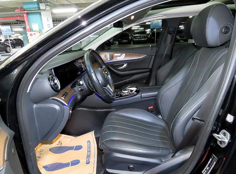 벤츠 E 클래스 E300e 익스클루시브 사진 6