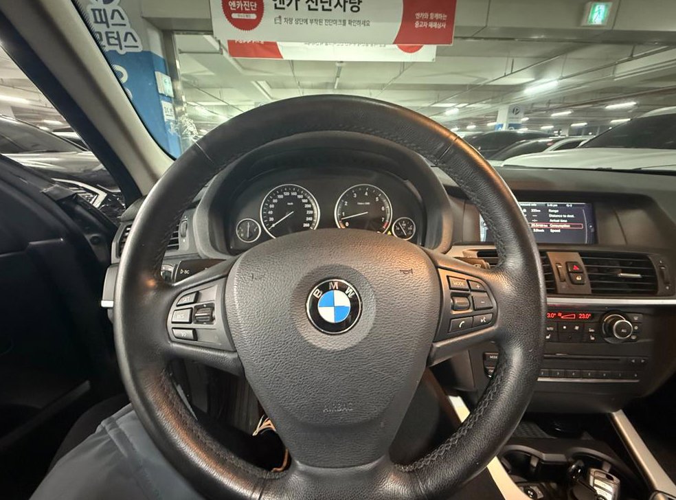BMW X3 xDrive 28i 사진 15