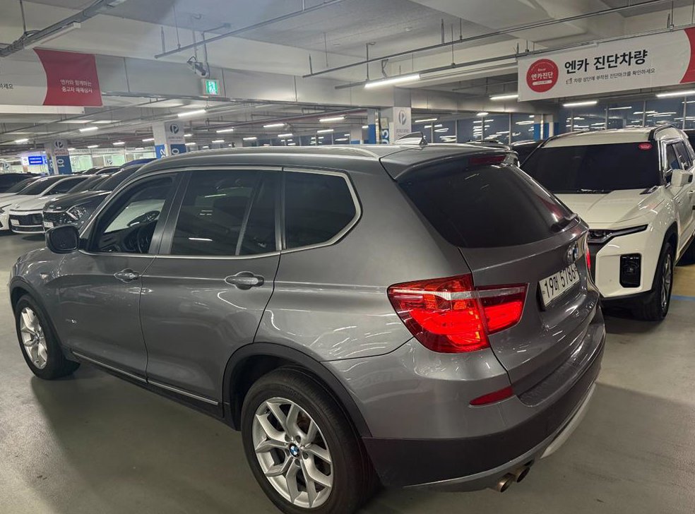 BMW X3 xDrive 28i 사진 3