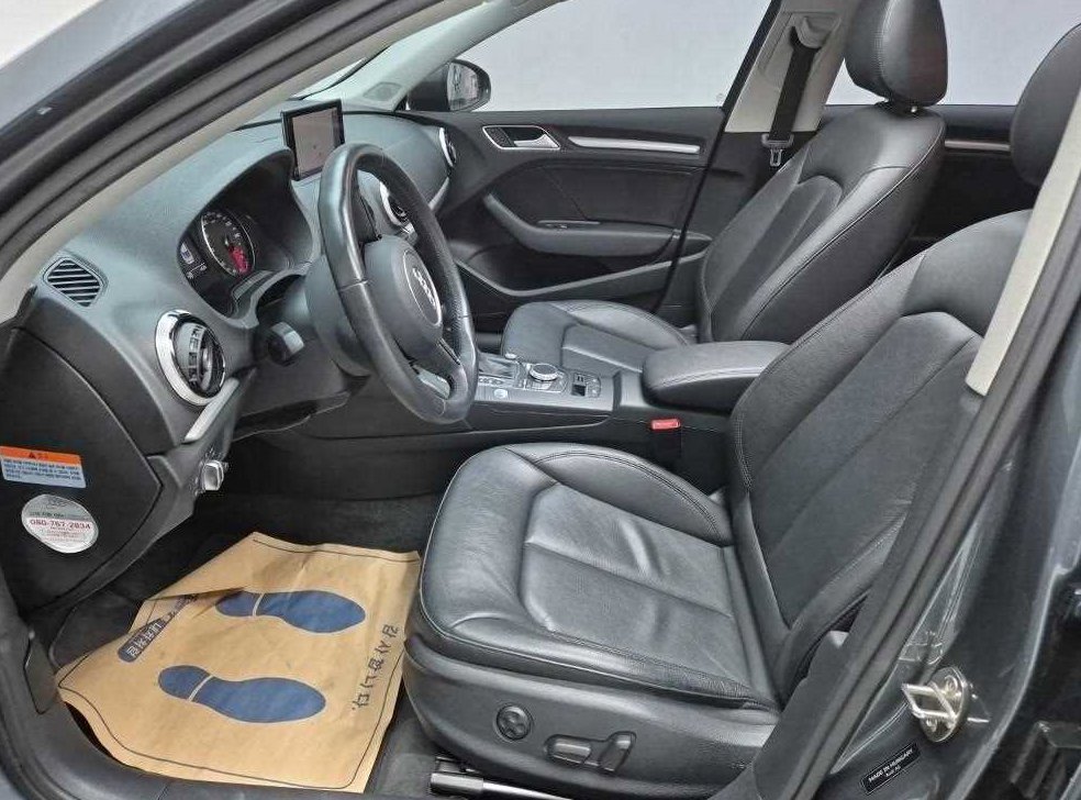 아우디 A3 35 TDI 다이나믹 사진 11