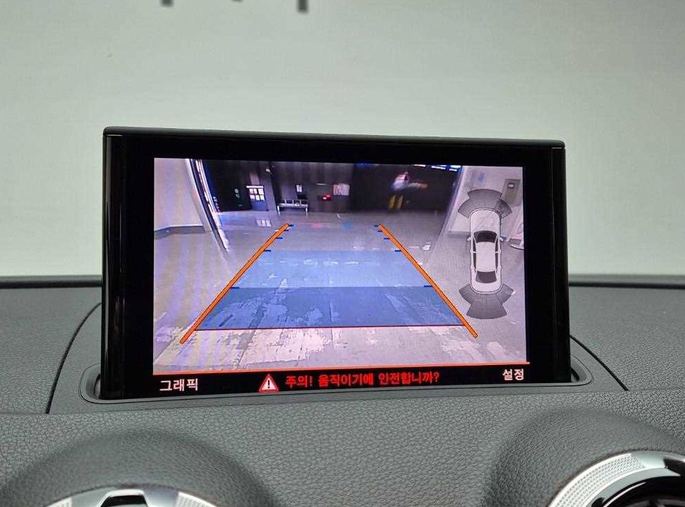 아우디 A3 35 TDI 다이나믹 사진 15