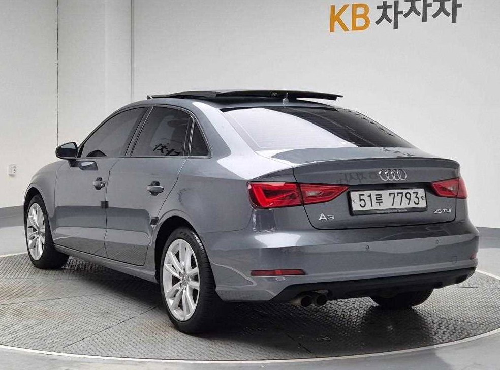 아우디 A3 35 TDI 다이나믹 사진 2