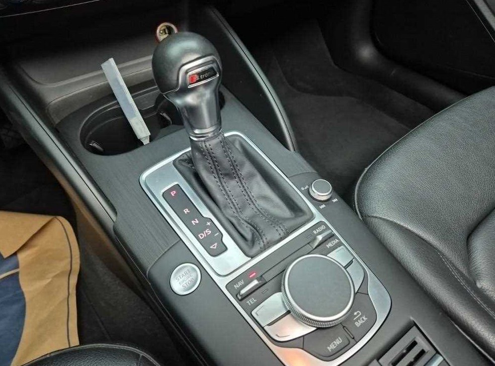 아우디 A3 35 TDI 다이나믹 사진 8