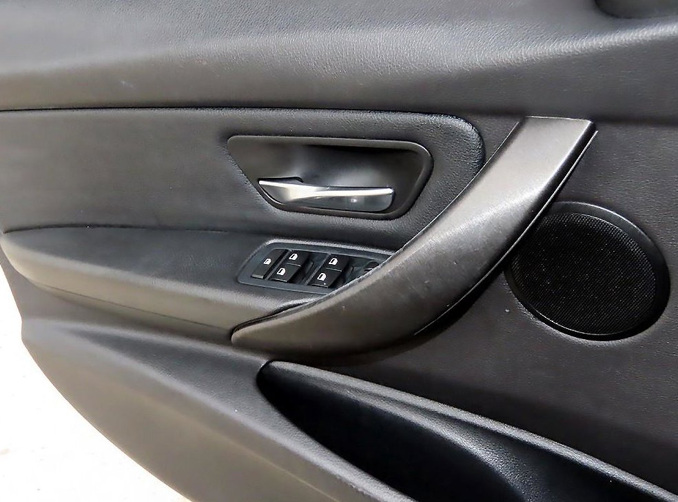 BMW 3시리즈 320d xDrive 사진 11