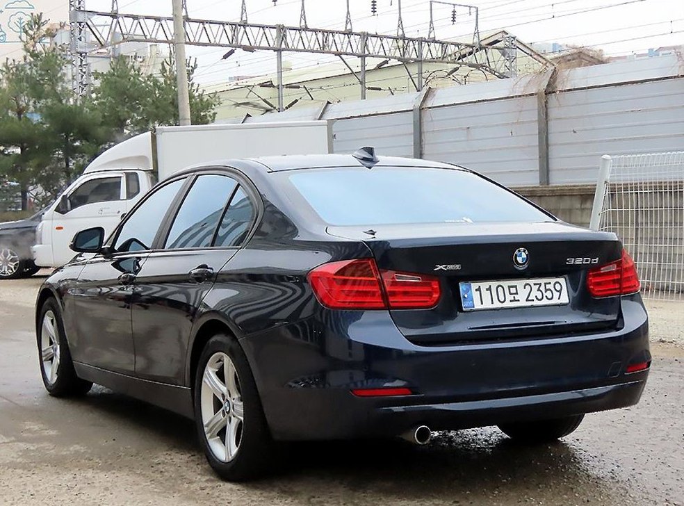 BMW 3시리즈 320d xDrive 사진 3