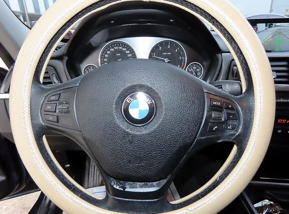 BMW 3시리즈 320d xDrive 사진 8