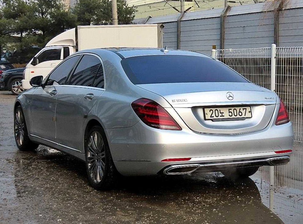 벤츠 S 클래스 S 560L 4MATIC 사진 3