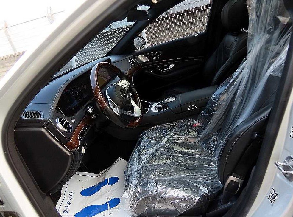 벤츠 S 클래스 S 560L 4MATIC 사진 5