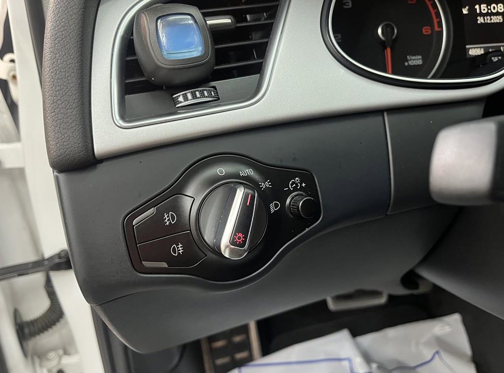 아우디 A4 35 TDI 콰트로 사진 14