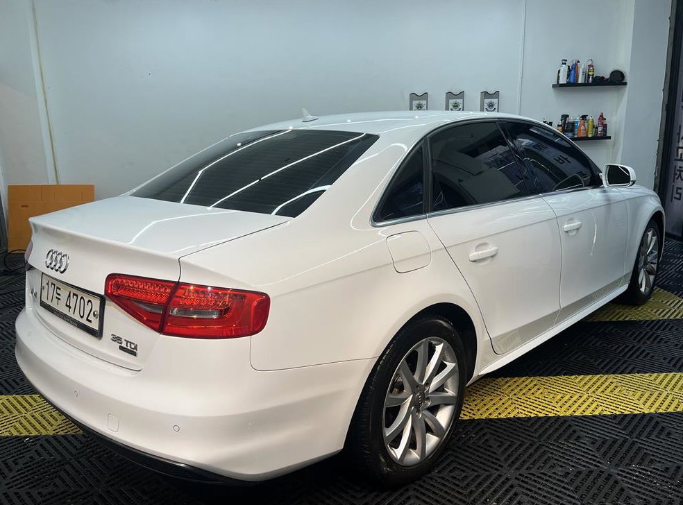 아우디 A4 35 TDI 콰트로 사진 4