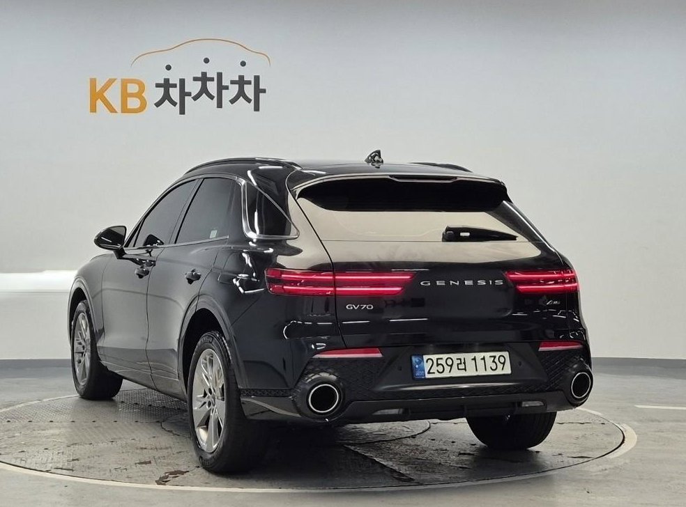 제네시스 GV70 2.5T 가솔린 AWD 사진 2