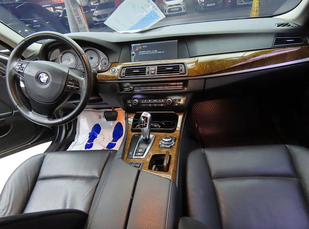 BMW 5시리즈 523i 사진 5