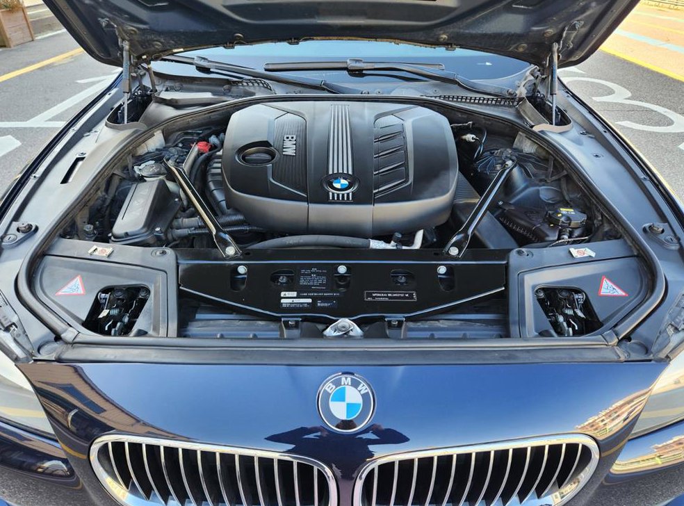 BMW 5시리즈 520d 사진 19