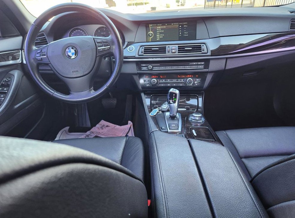 BMW 5시리즈 520d 사진 7