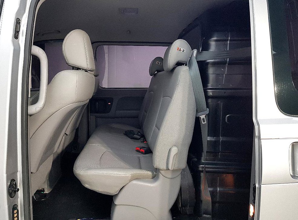 현대 스타렉스 2WD 밴 5인승 사진 8