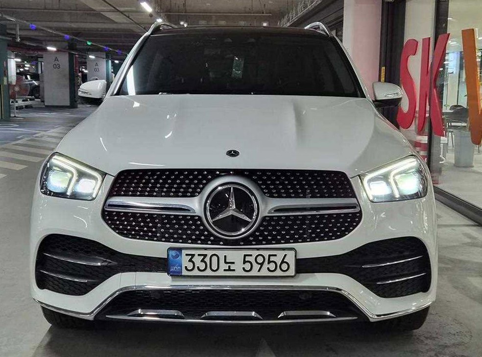 벤츠 GLE 클래스 GLE 450 4MATIC 사진 2