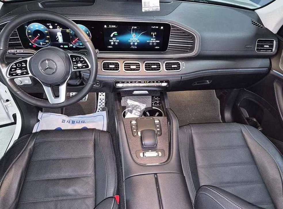 벤츠 GLE 클래스 GLE 450 4MATIC 사진 8