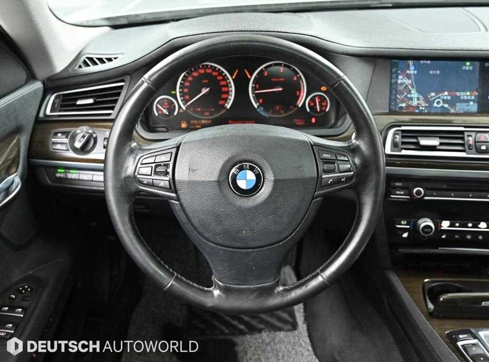 BMW 7시리즈 730 사진 13