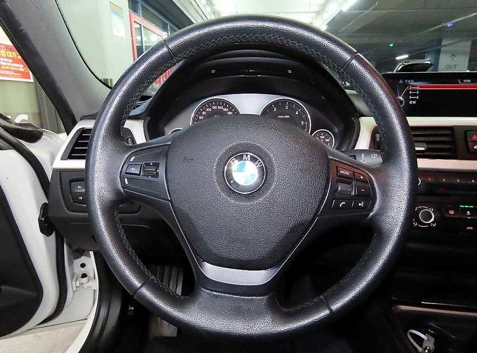 BMW 3시리즈 320d ED에디션 사진 8