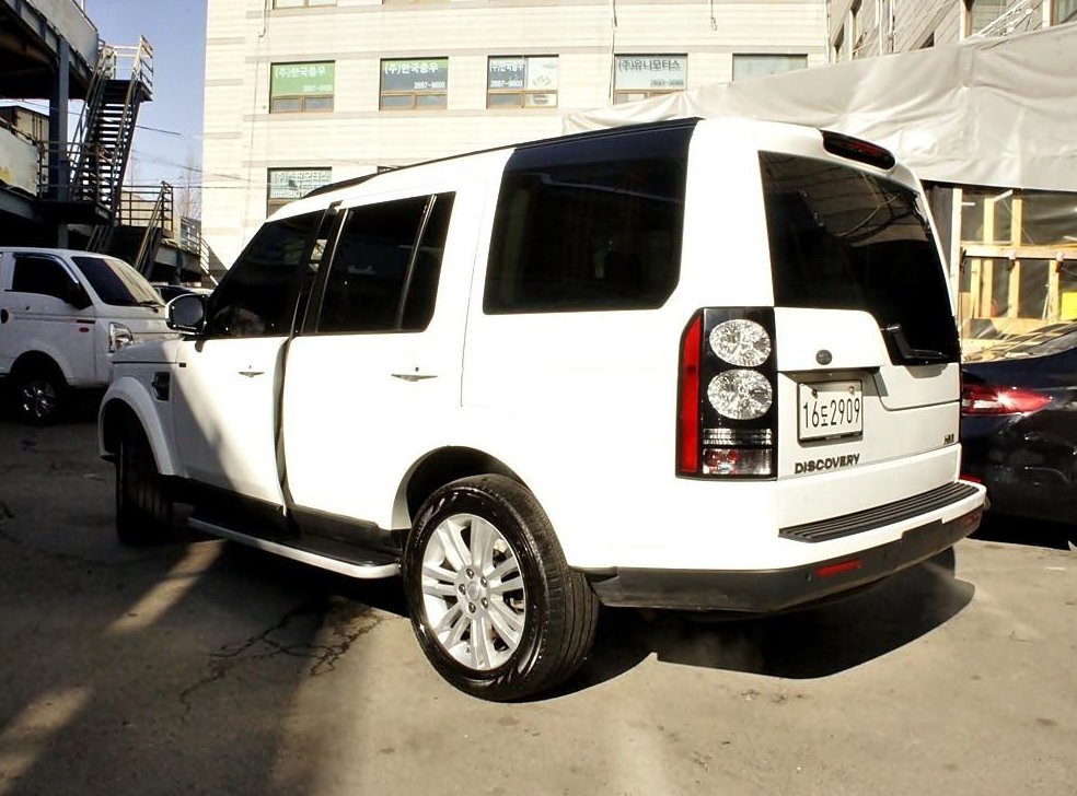 랜드로버 디스커버리 3.0 SDV6 HSE 사진 4