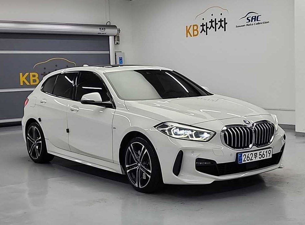 BMW 1시리즈 120i M 스포츠 사진 4