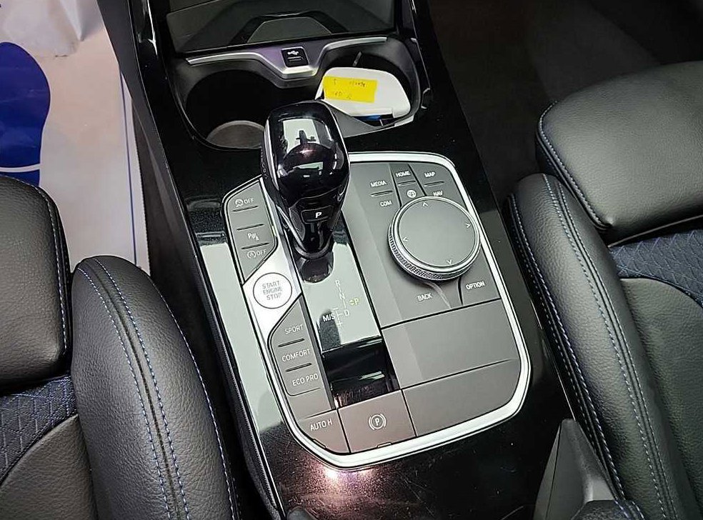 BMW 1시리즈 120i M 스포츠 사진 8