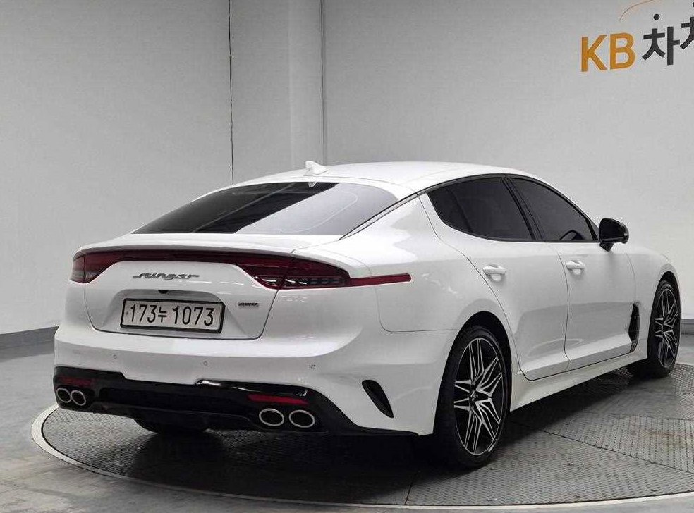 기아 스팅어 AWD 2.5 마스터즈 사진 3