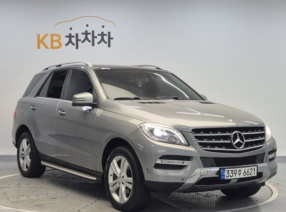 벤츠 M 클래스 ML350 블루텍 4매틱 사진 4