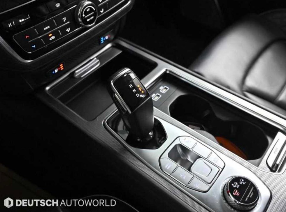 KG모빌리티(쌍용)  렉스턴 디젤 2.2 4WD 프레스티지 사진 9