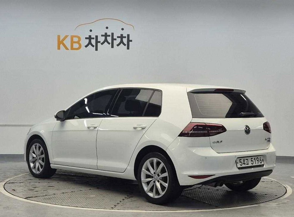 폭스바겐 골프 2.0 TDI 사진 2