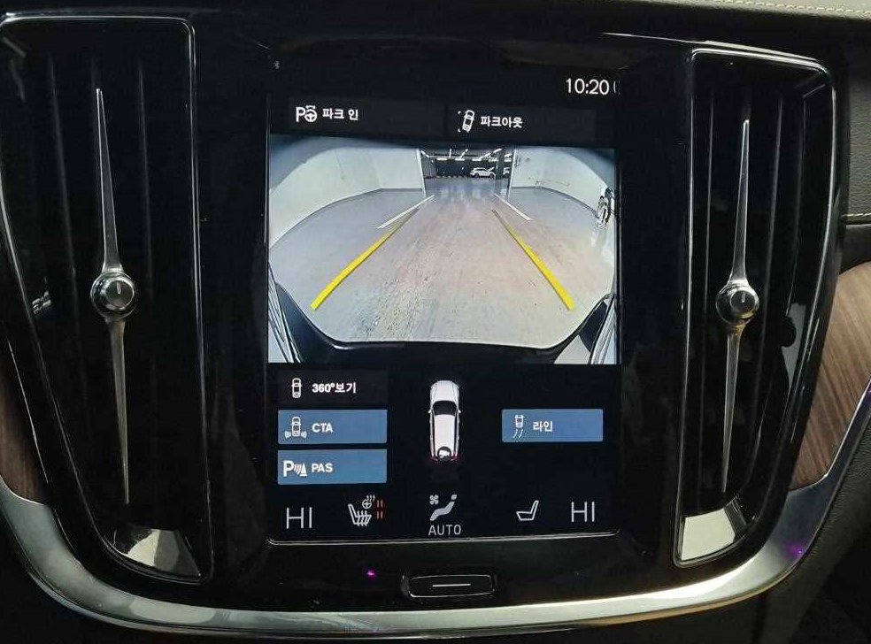 볼보 V60 2.0 B5 프로 AWD 사진 15
