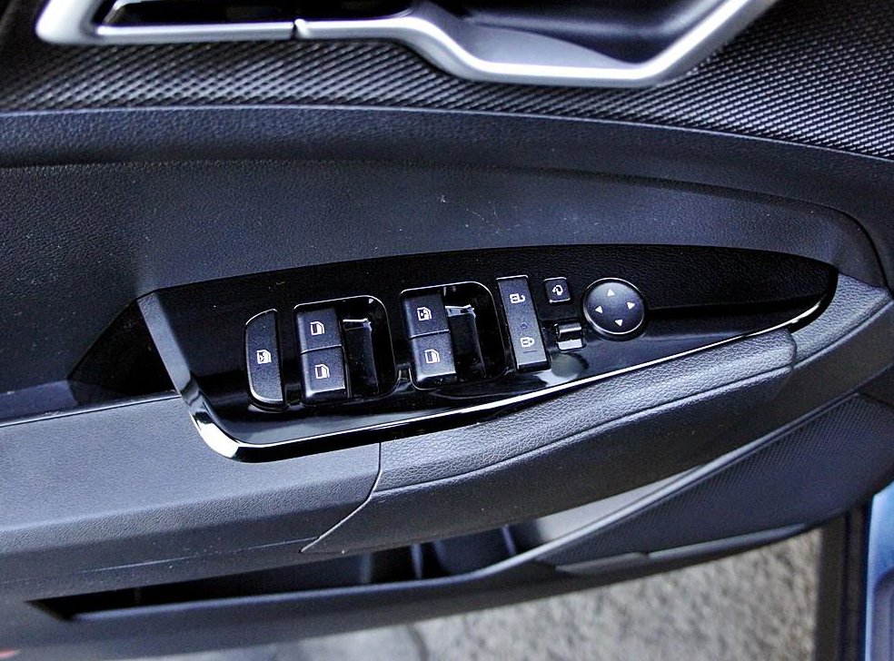 기아 스포티지 1.6 가솔린 2WD 사진 14
