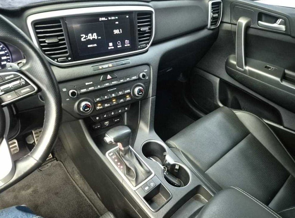 기아 스포티지 2.0 디젤 2WD 사진 10