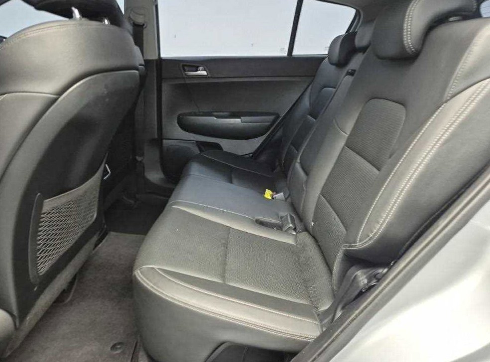 기아 스포티지 2.0 디젤 2WD 사진 12