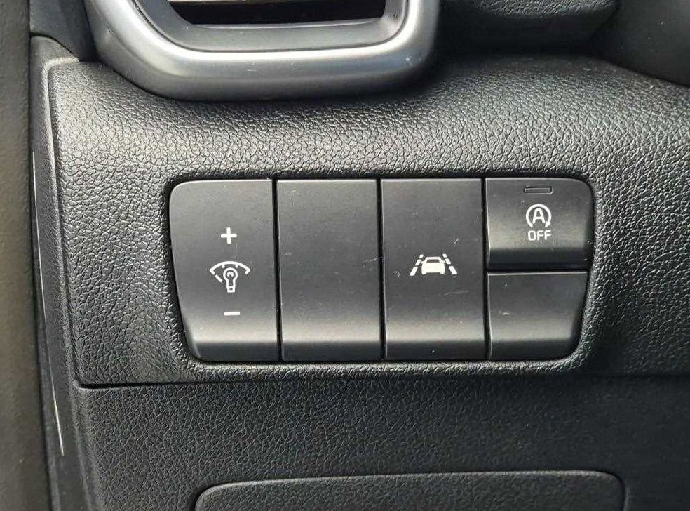 기아 스포티지 2.0 디젤 2WD 사진 17