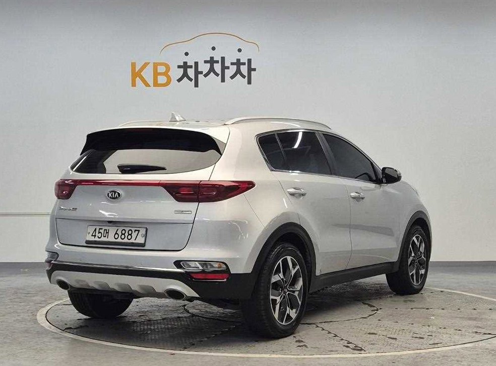 기아 스포티지 2.0 디젤 2WD 사진 3