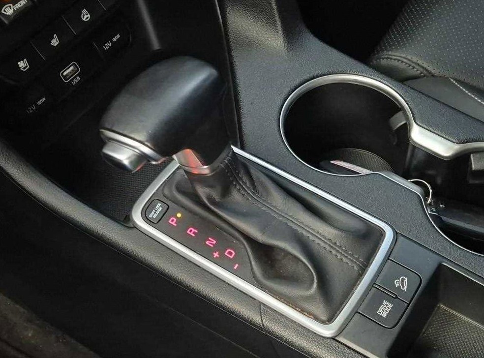 기아 스포티지 2.0 디젤 2WD 사진 8