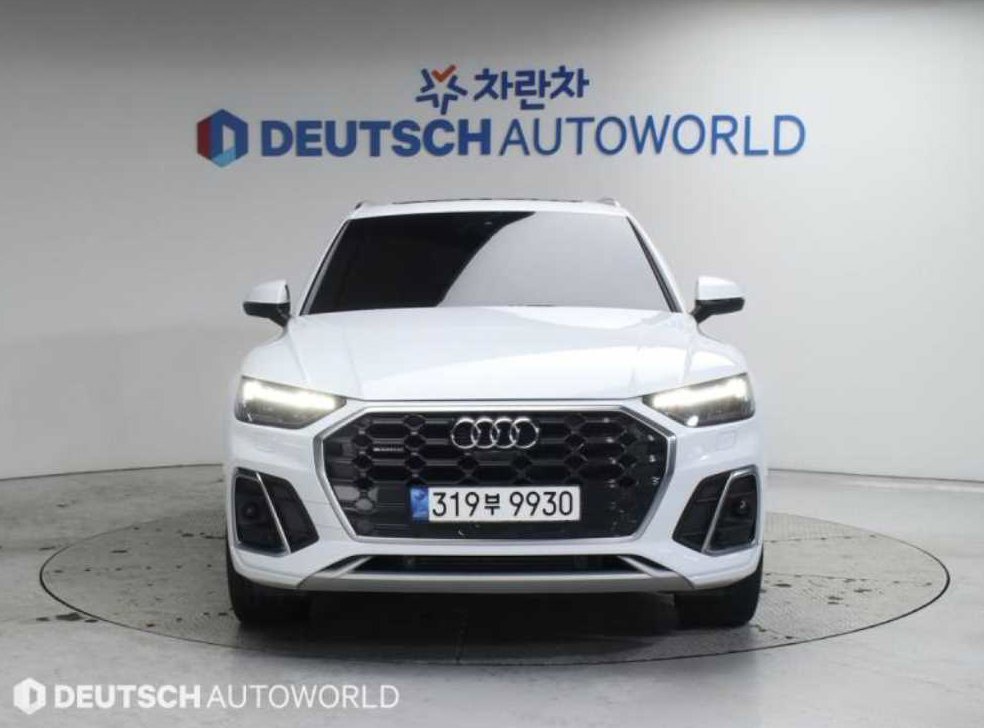 아우디 Q5 45 TFSI 콰트로 프리미엄