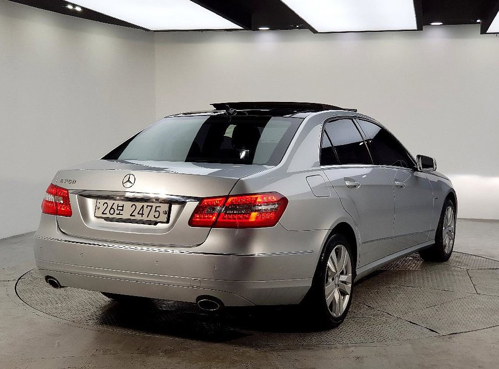 벤츠 E 클래스 E300 엘레강스 사진 4