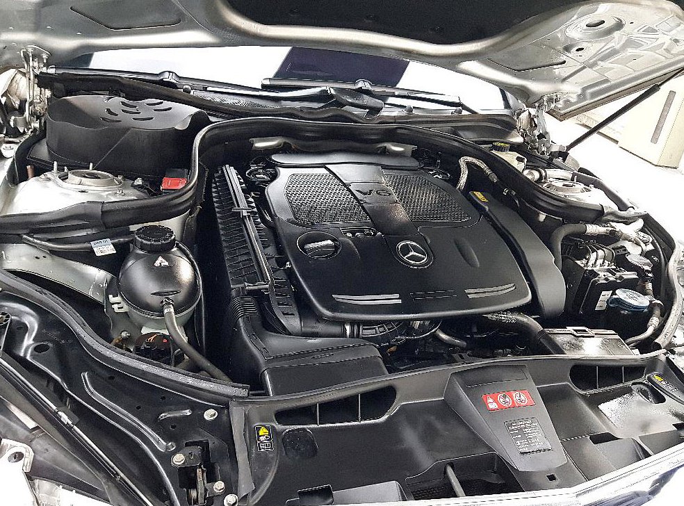 벤츠 E 클래스 E300 엘레강스 사진 6