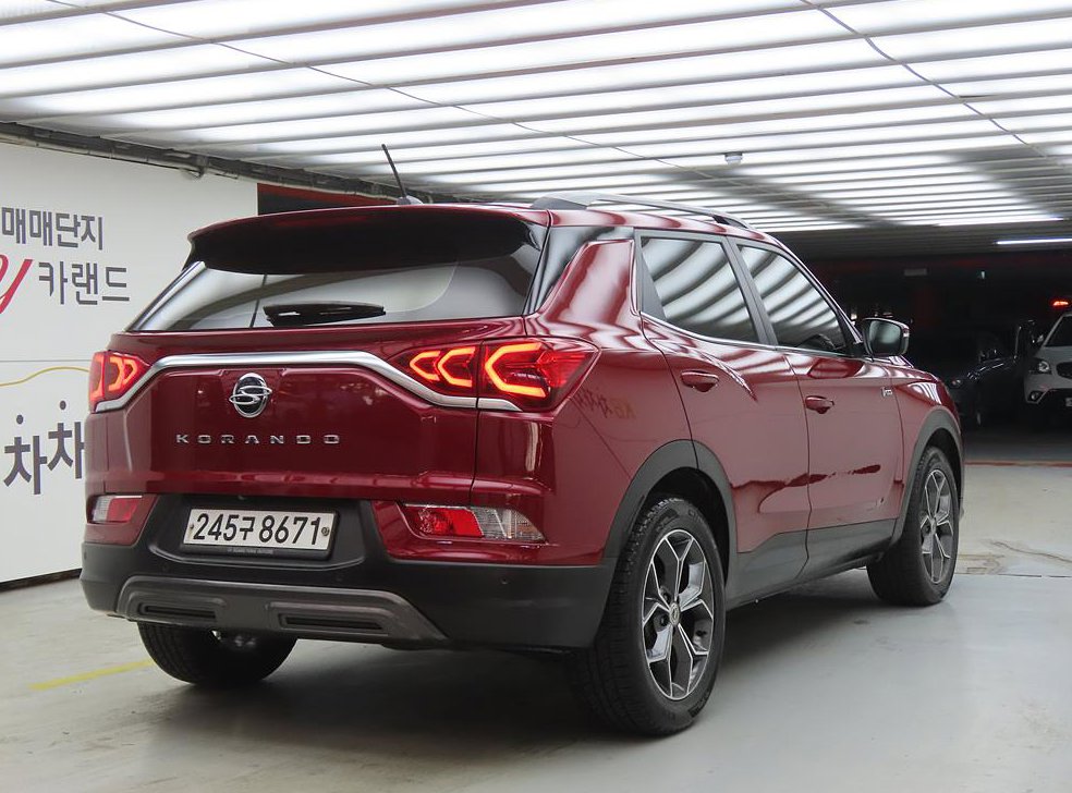 KG모빌리티(쌍용)  코란도 2WD 가솔린 1.5 C5 플러스 사진 4