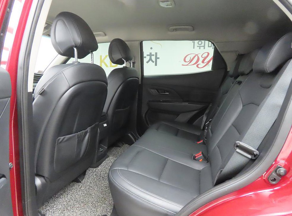 KG모빌리티(쌍용)  코란도 2WD 가솔린 1.5 C5 플러스 사진 6