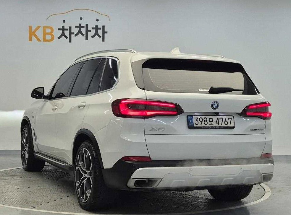 BMW X5 xDrive 45e xLine 사진 2