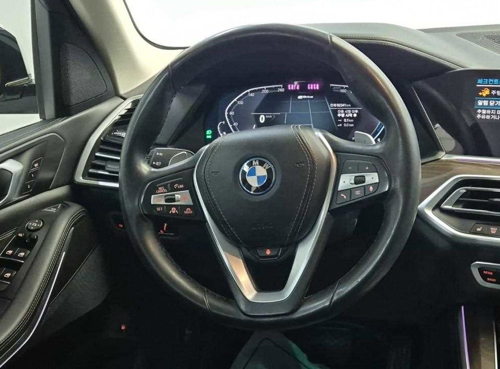 BMW X5 xDrive 45e xLine 사진 9
