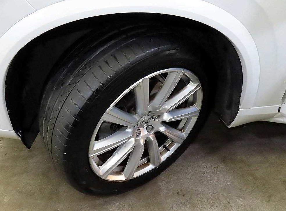 볼보 XC90 2.0 T6 AWD 사진 20